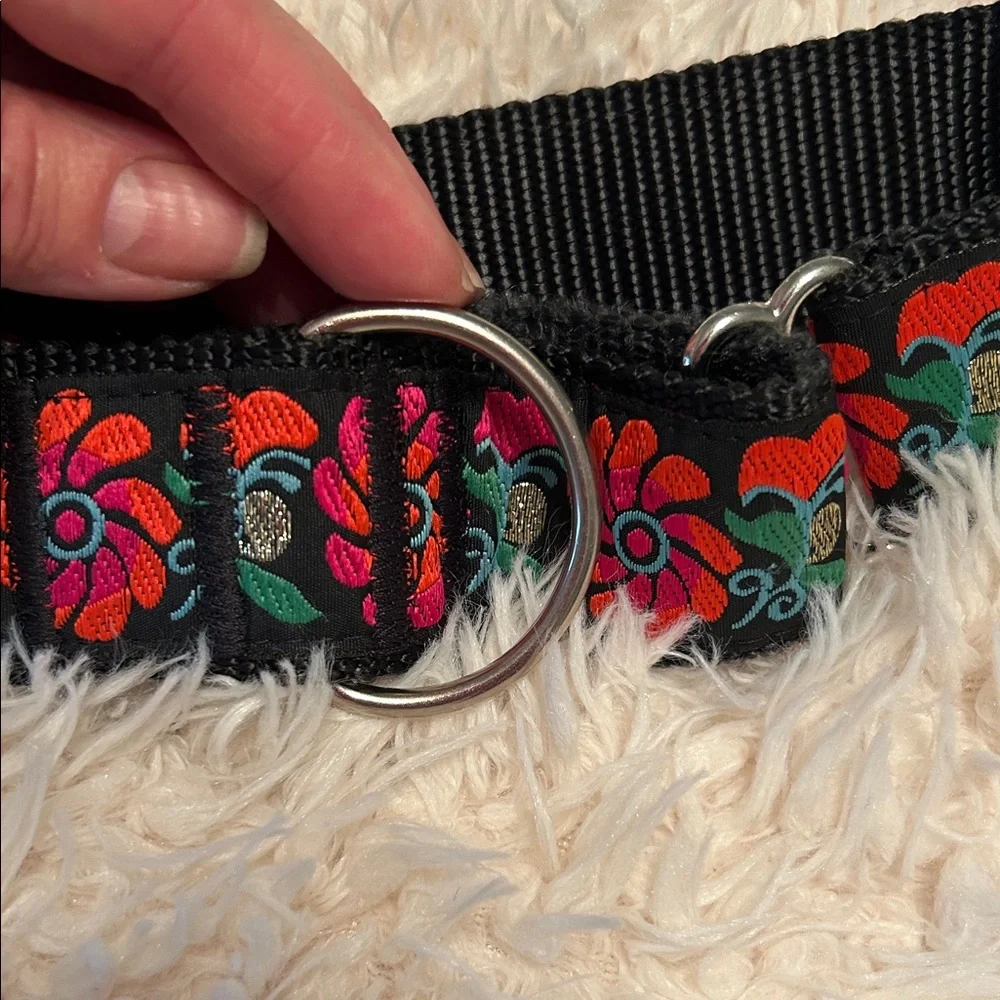 Floral Embroidered Black Martingale Collar - Picture 3 of 10